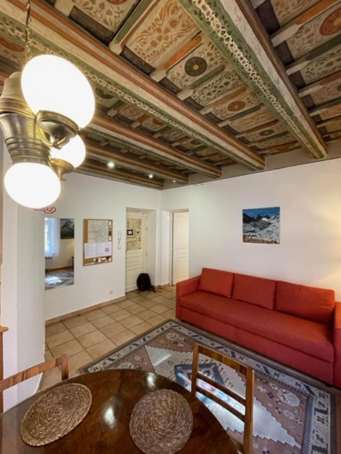 Historical Apartment With Balcony براغ المظهر الخارجي الصورة